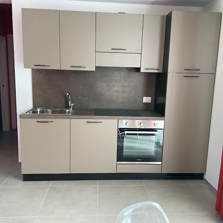 Apartment Polinesia 9 *